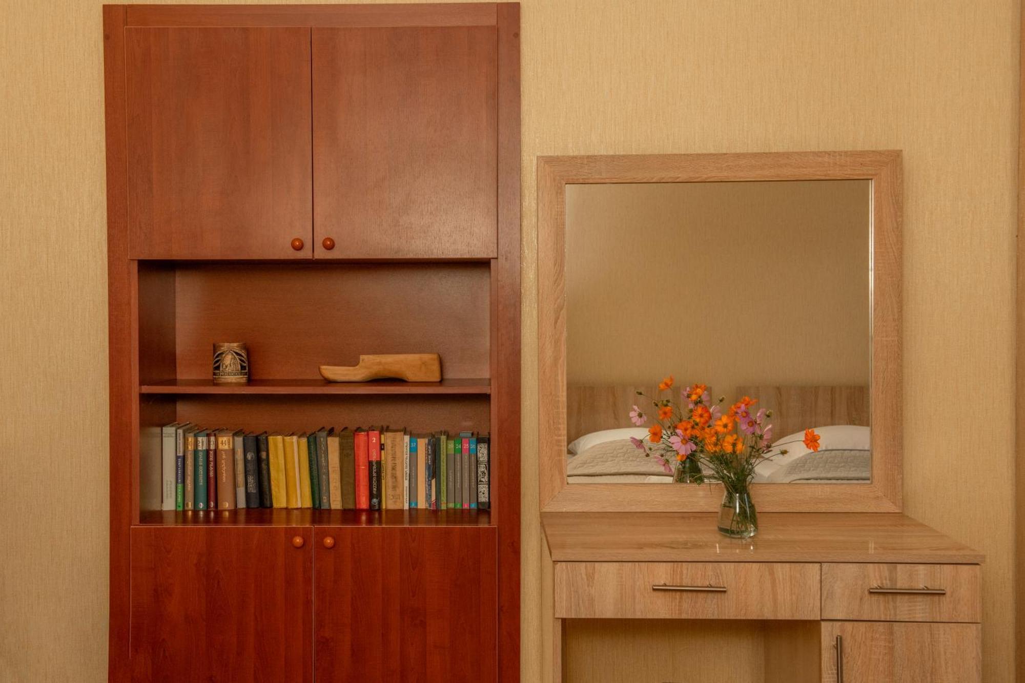 Alvani Inn K'vemo Alvani エクステリア 写真