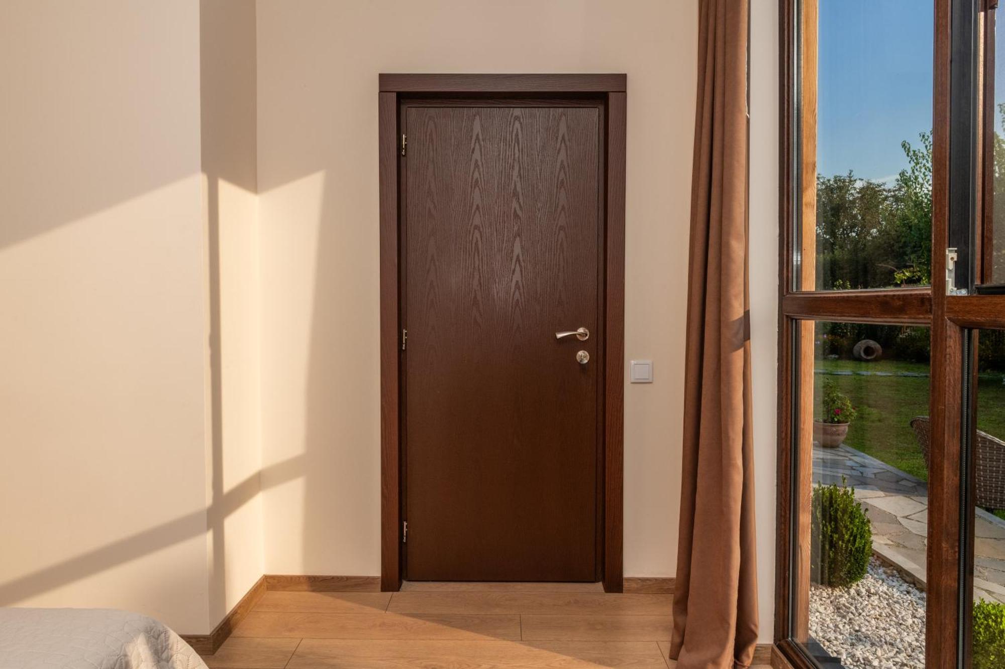 Alvani Inn K'vemo Alvani エクステリア 写真