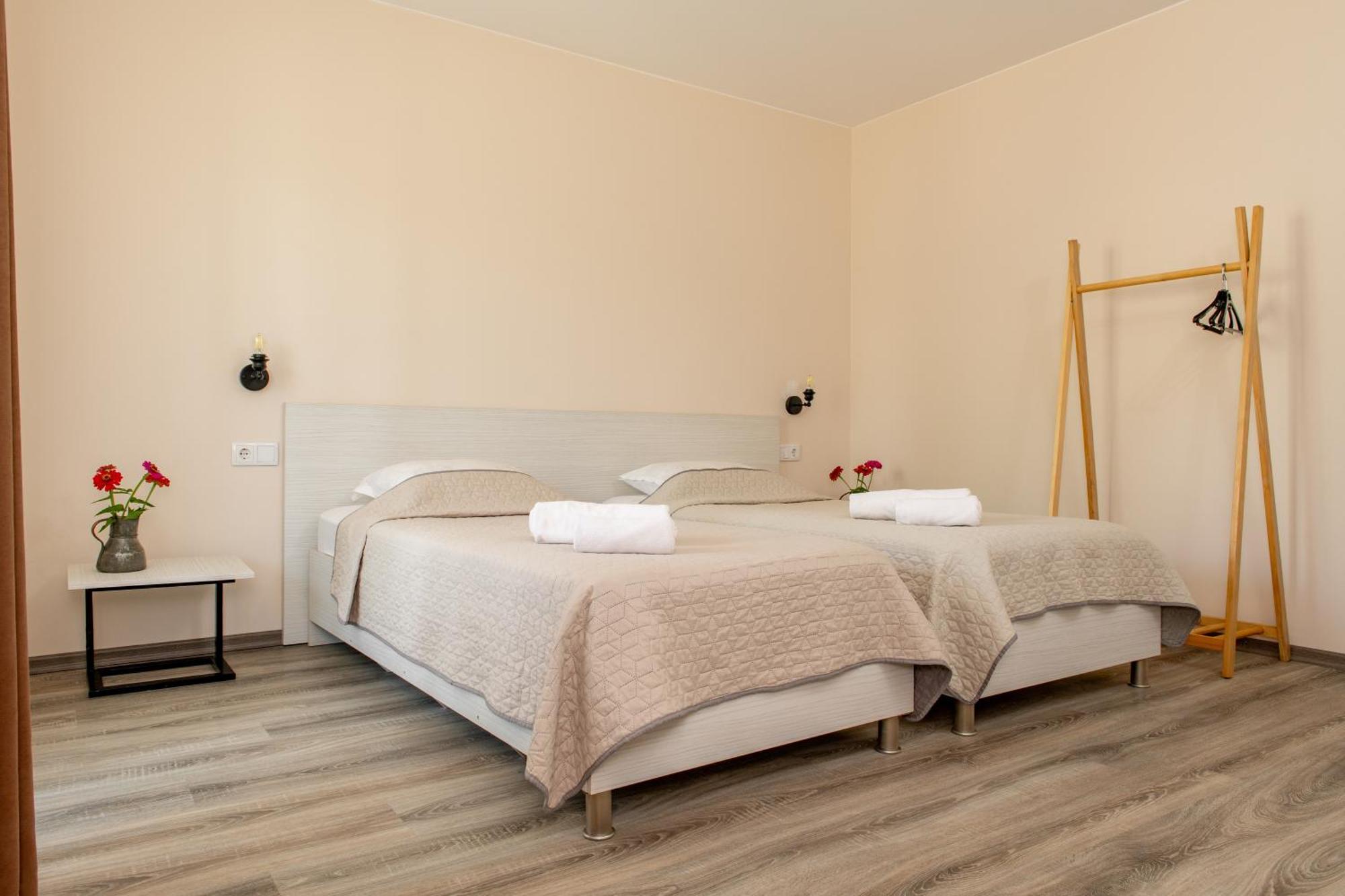 Alvani Inn K'vemo Alvani エクステリア 写真