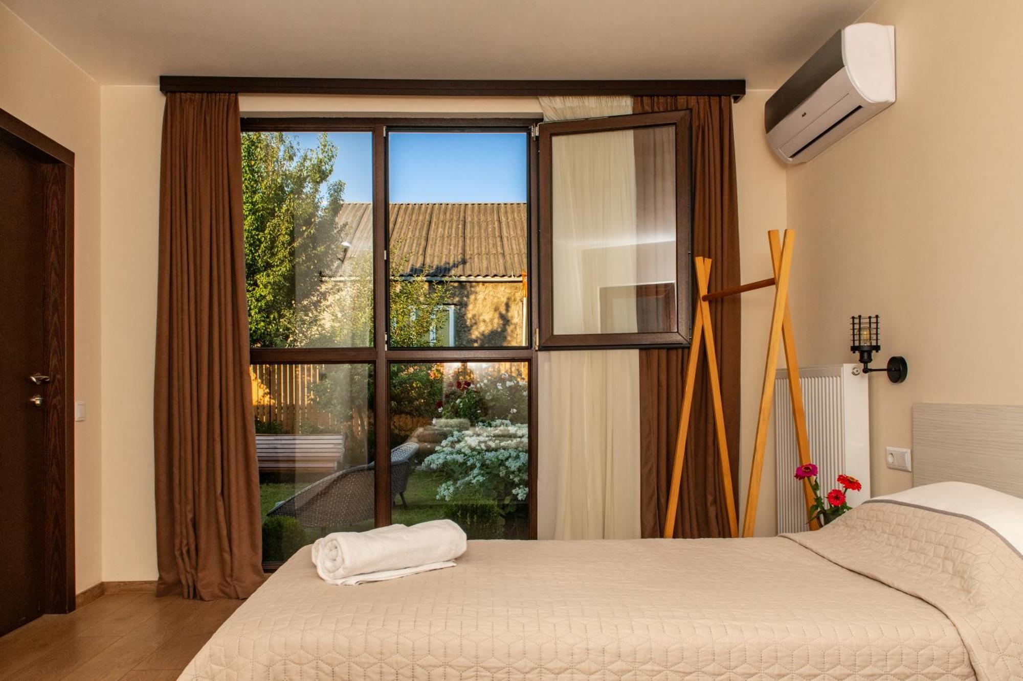 Alvani Inn K'vemo Alvani エクステリア 写真